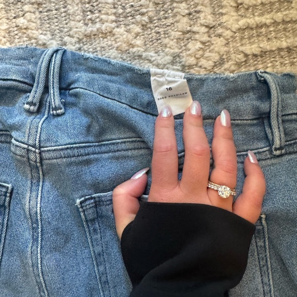 NWT GOOD AMERICAN ALWAYS FITS GOOD LEGS STRAIGHT JEANS - Picture 7 of 8